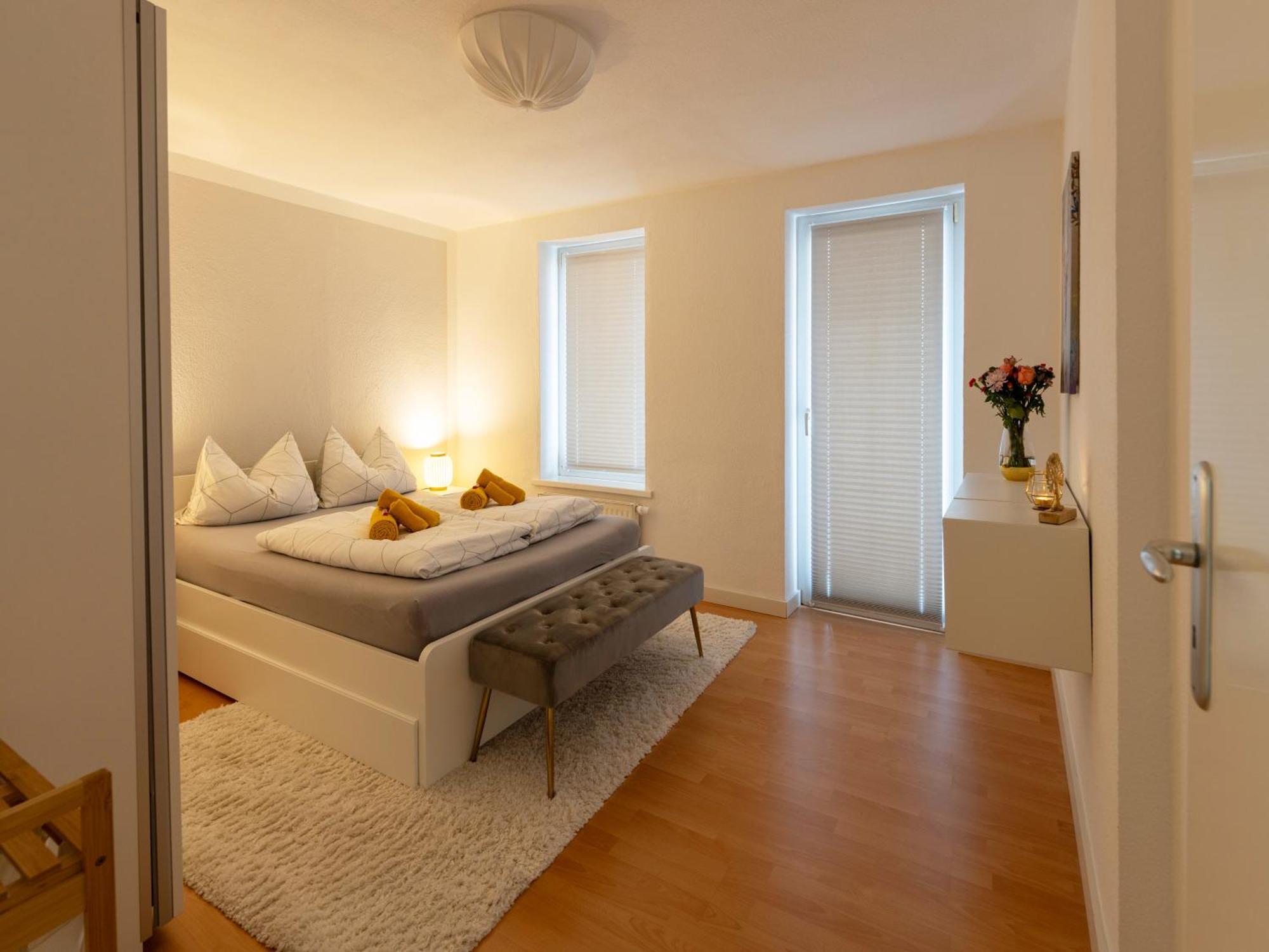 Schlosskoenig - Modernes & Zentrales Apartment Mit Balkon Und Arbeitsplatz Schwerin  Kültér fotó