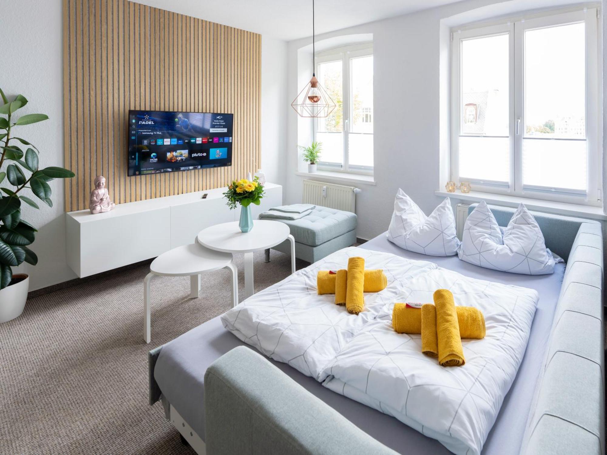Schlosskoenig - Modernes & Zentrales Apartment Mit Balkon Und Arbeitsplatz Schwerin  Kültér fotó